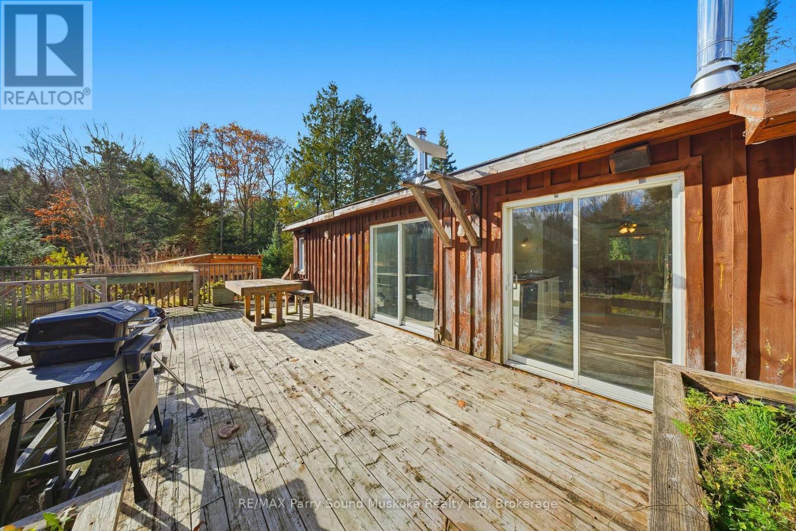 66 Clear Lake Road, Seguin, Ontario P0C 1H0 - Photo 36 - X12522098