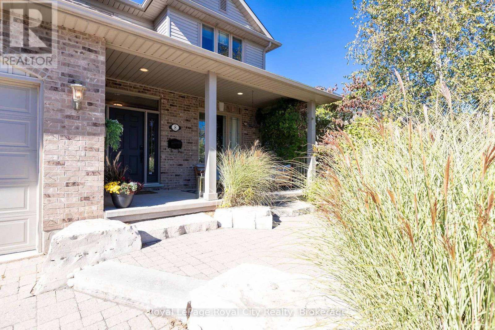 8 Zaduk Place, Guelph, Ontario  N1G 0A7 - Photo 3 - X12522108