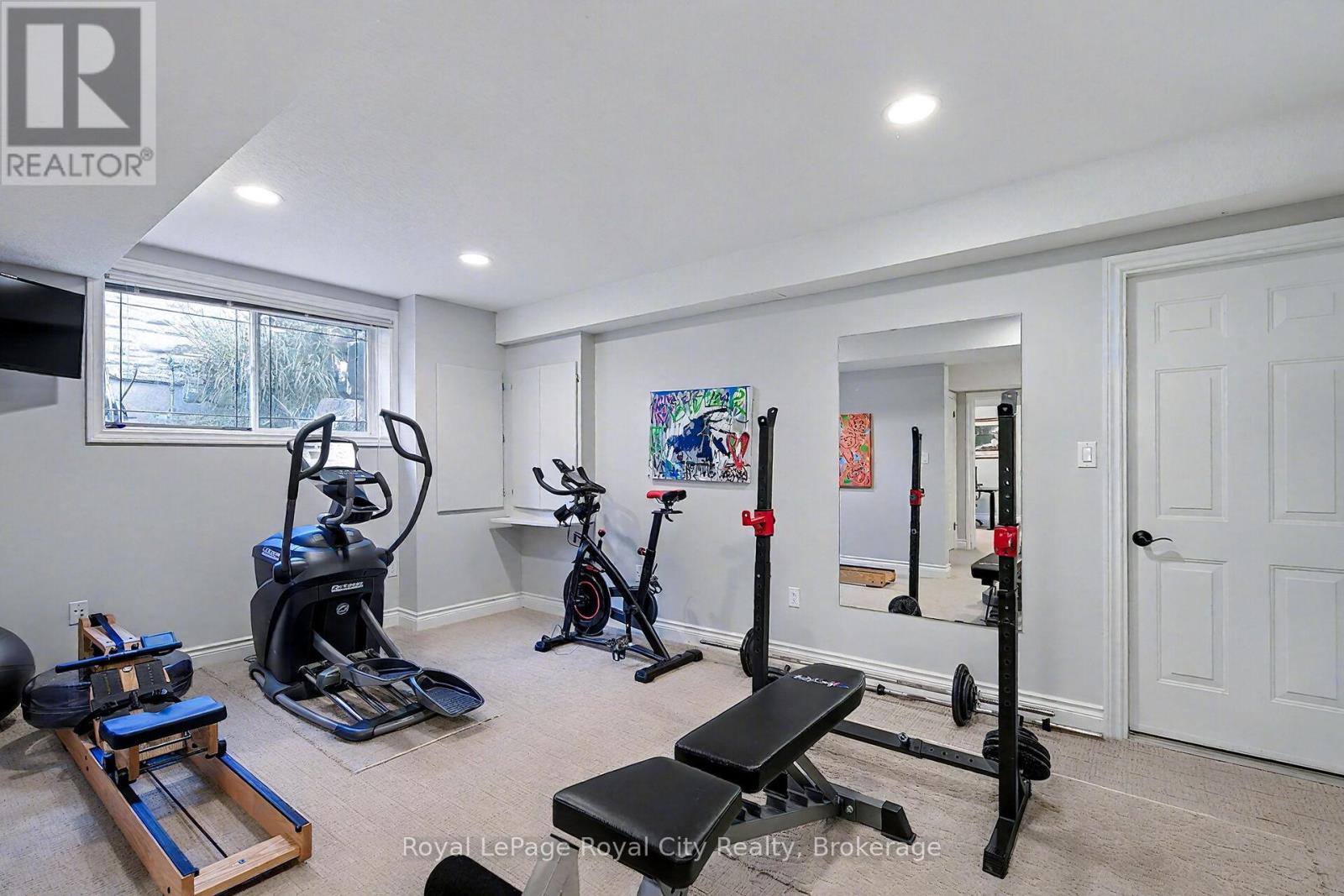 8 Zaduk Place, Guelph, Ontario  N1G 0A7 - Photo 32 - X12522108