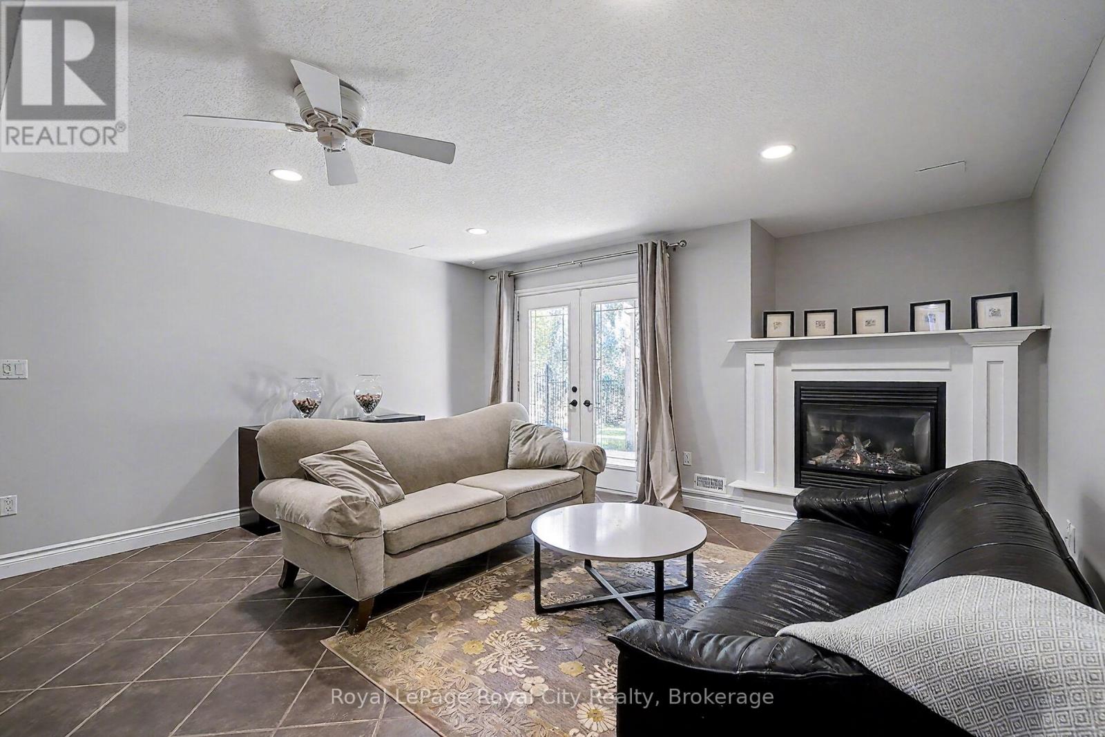 8 Zaduk Place, Guelph, Ontario  N1G 0A7 - Photo 38 - X12522108