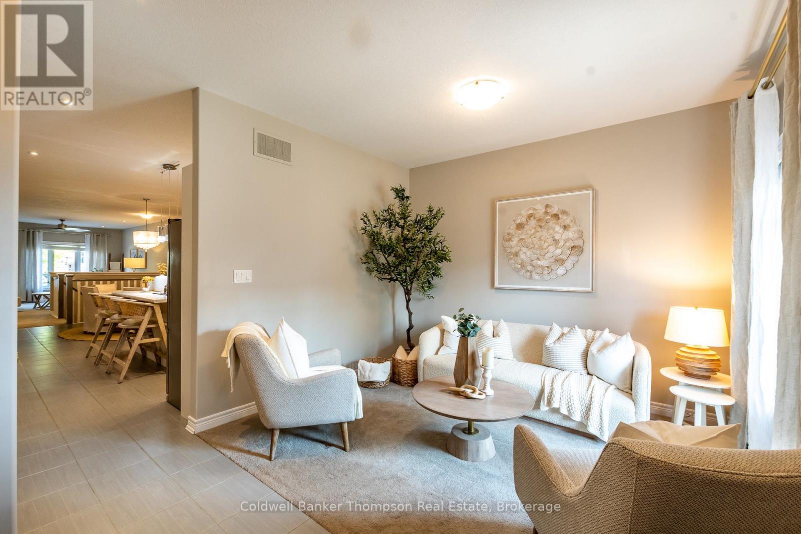 27 Serenity Place Crescent, Huntsville, Ontario P1H 0C4 - Photo 5 - X12522150