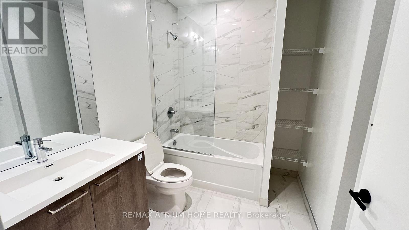 811 - 195 Commerce Street, Vaughan, Ontario L4K 0P9 - Photo 15 - N12520368