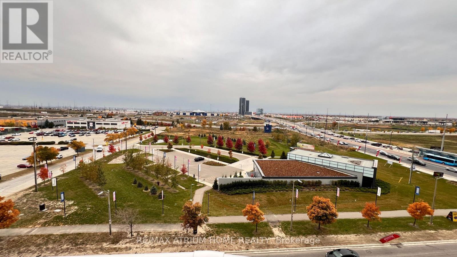 811 - 195 Commerce Street, Vaughan, Ontario L4K 0P9 - Photo 21 - N12520368