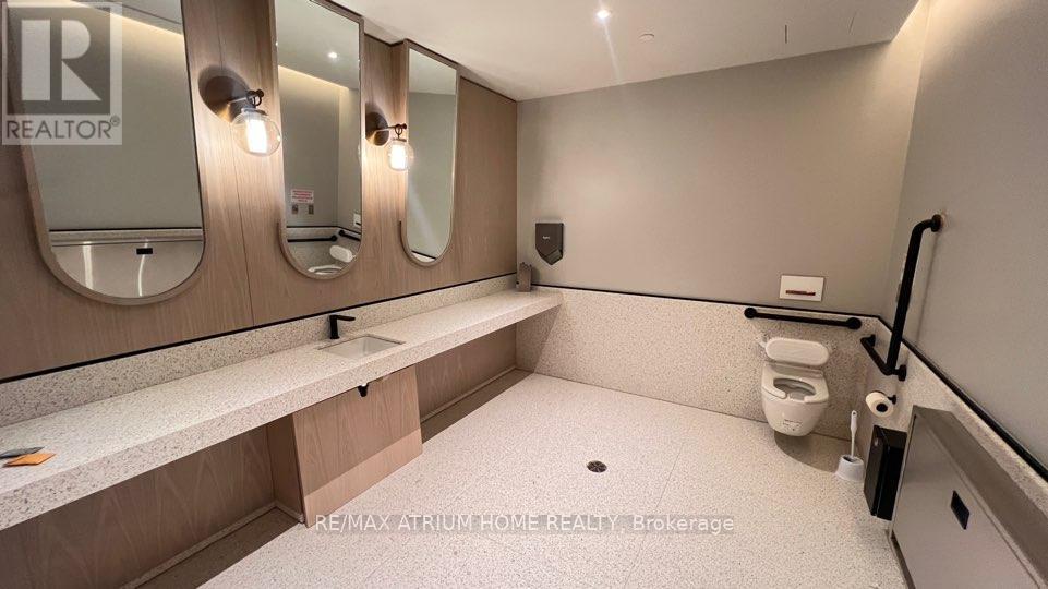 811 - 195 Commerce Street, Vaughan, Ontario L4K 0P9 - Photo 25 - N12520368