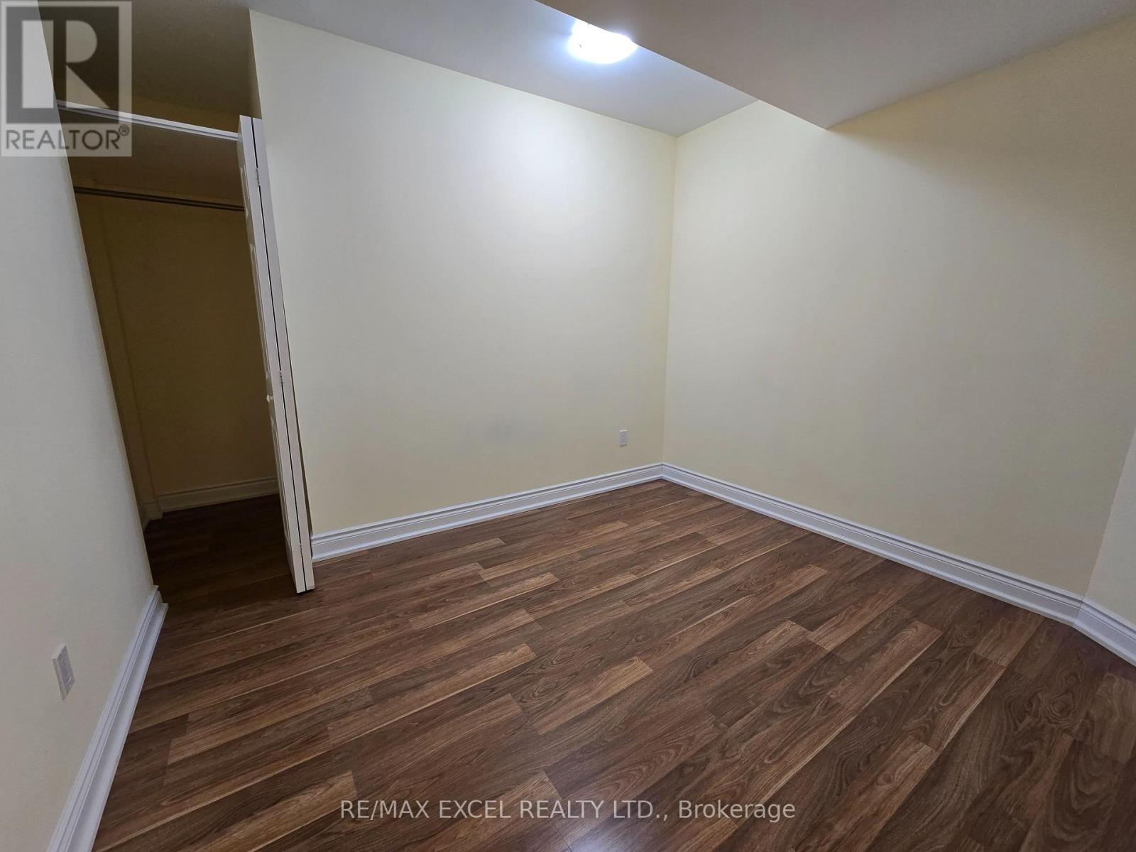 Bsmt - 585 Mcgregor Farm Trail, Newmarket, Ontario  L3X 0H6 - Photo 13 - N12521670