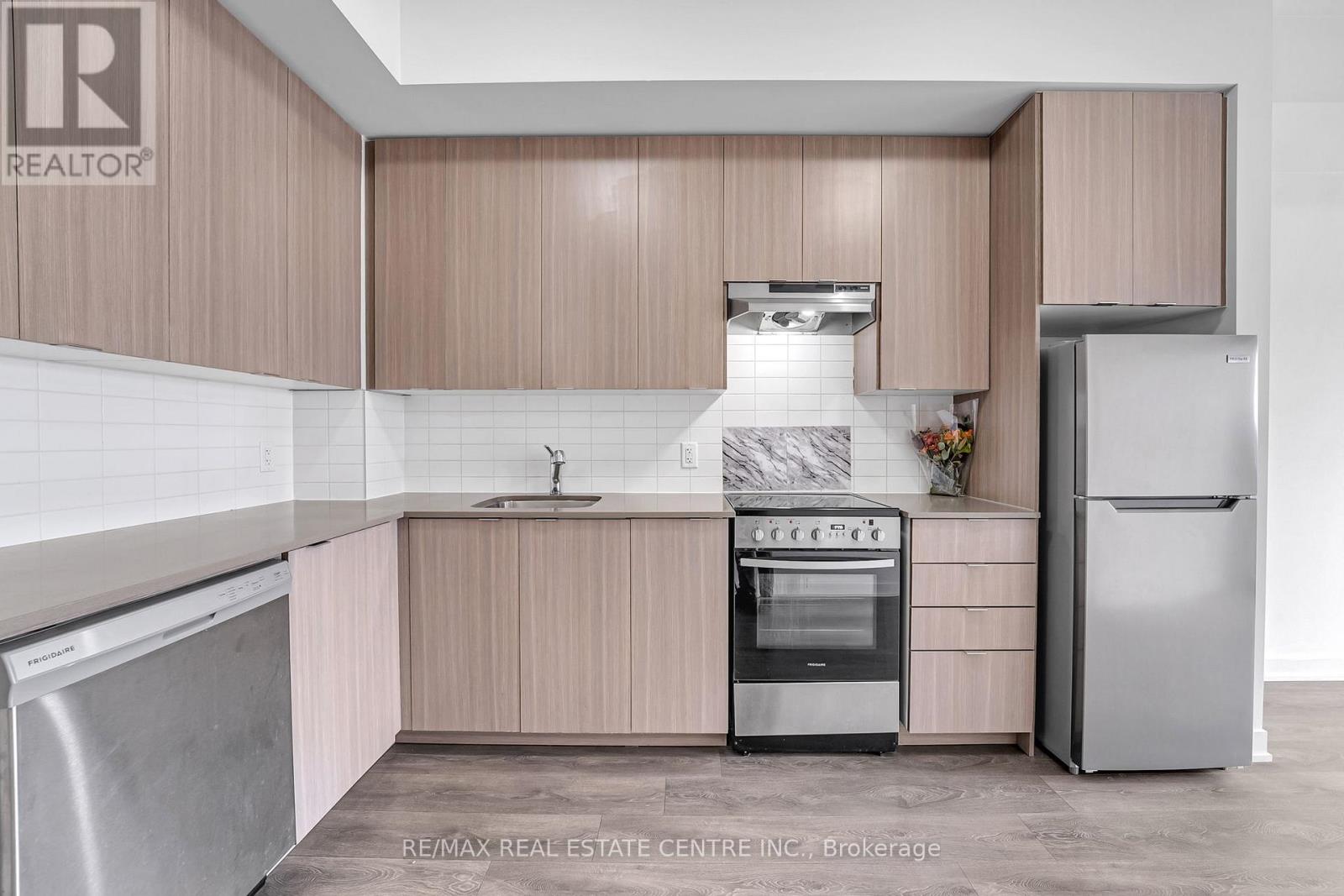 407 - 62 Sky Harbour Drive, Brampton, Ontario  L6Y 6J2 - Photo 12 - W12521686