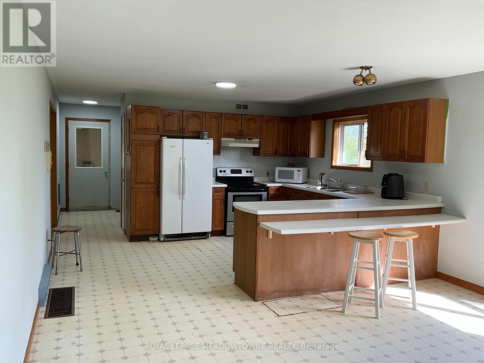 5167 Fifth Line, Erin, Ontario  N0B 1T0 - Photo 19 - X12364701