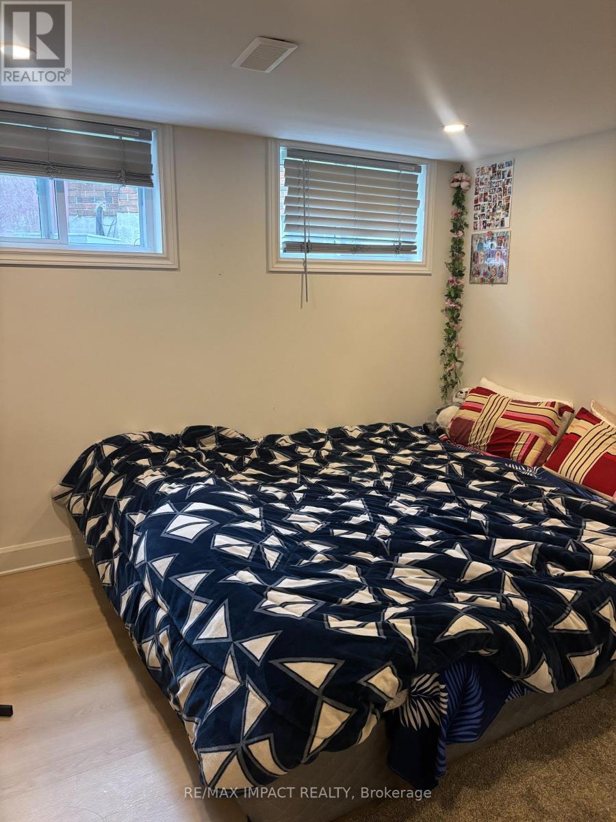 Bsmt - 20 Gillrie Court, Brantford, Ontario  N3R 2Z9 - Photo 3 - X12521710