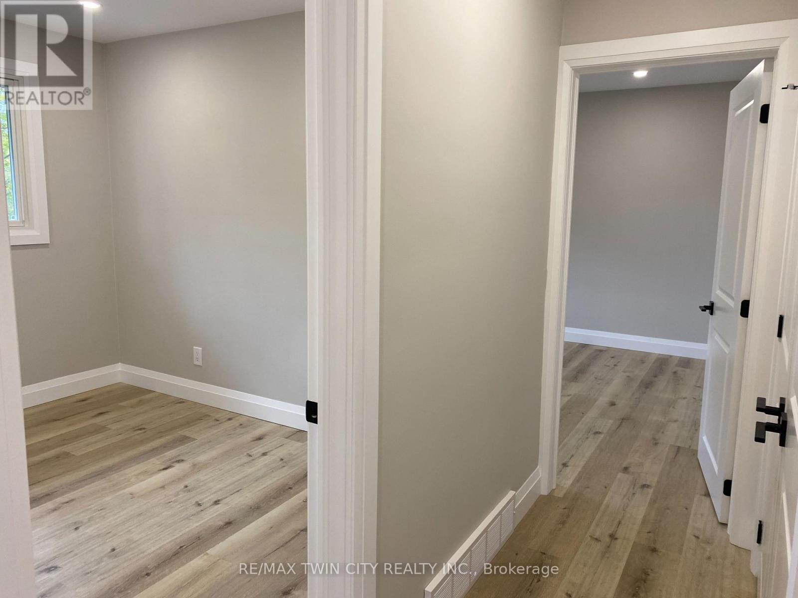 1067 Bernhardt Street, Cambridge, Ontario  N3H 2X9 - Photo 12 - X12521718