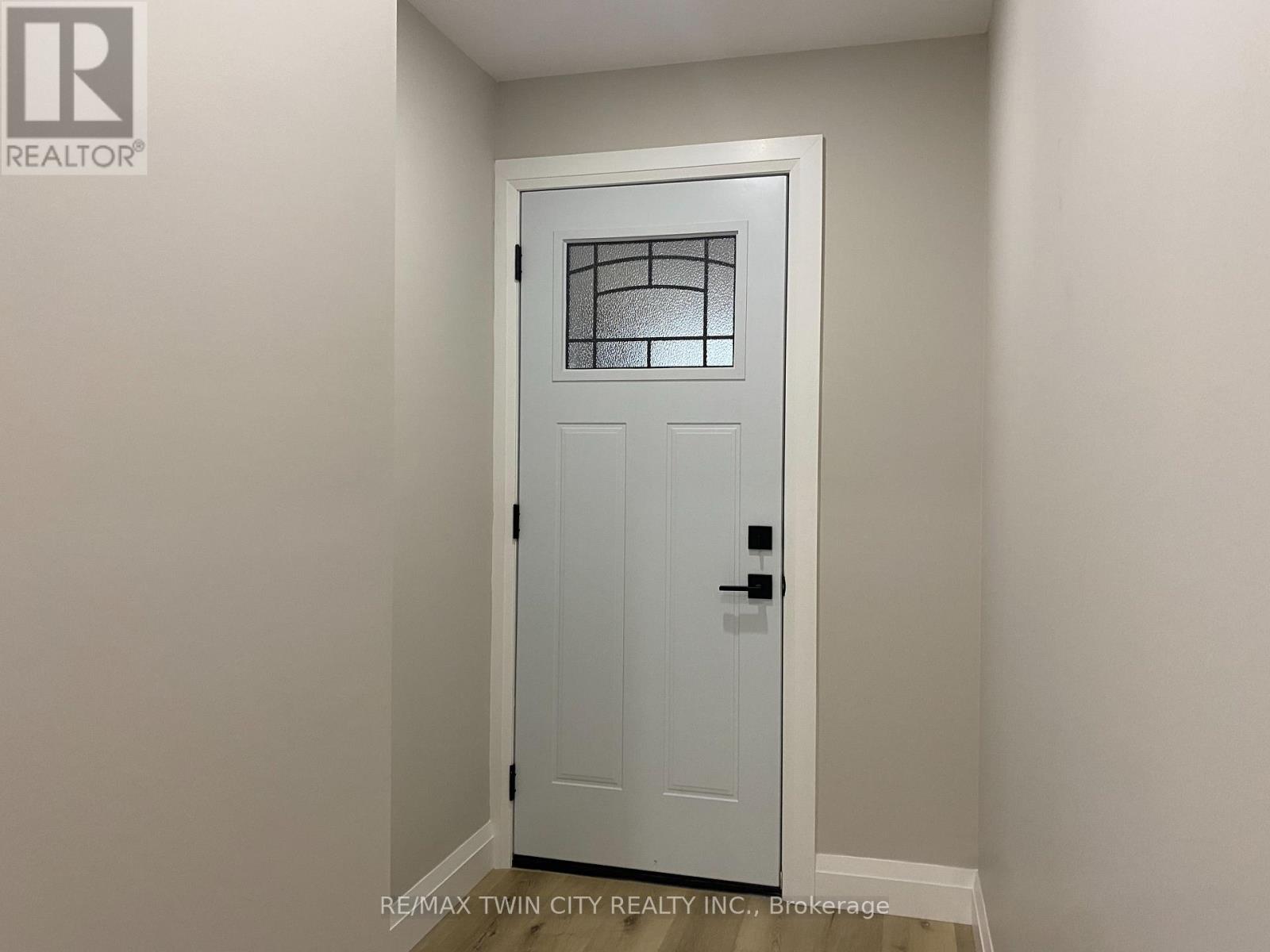 1067 Bernhardt Street, Cambridge, Ontario  N3H 2X9 - Photo 3 - X12521718