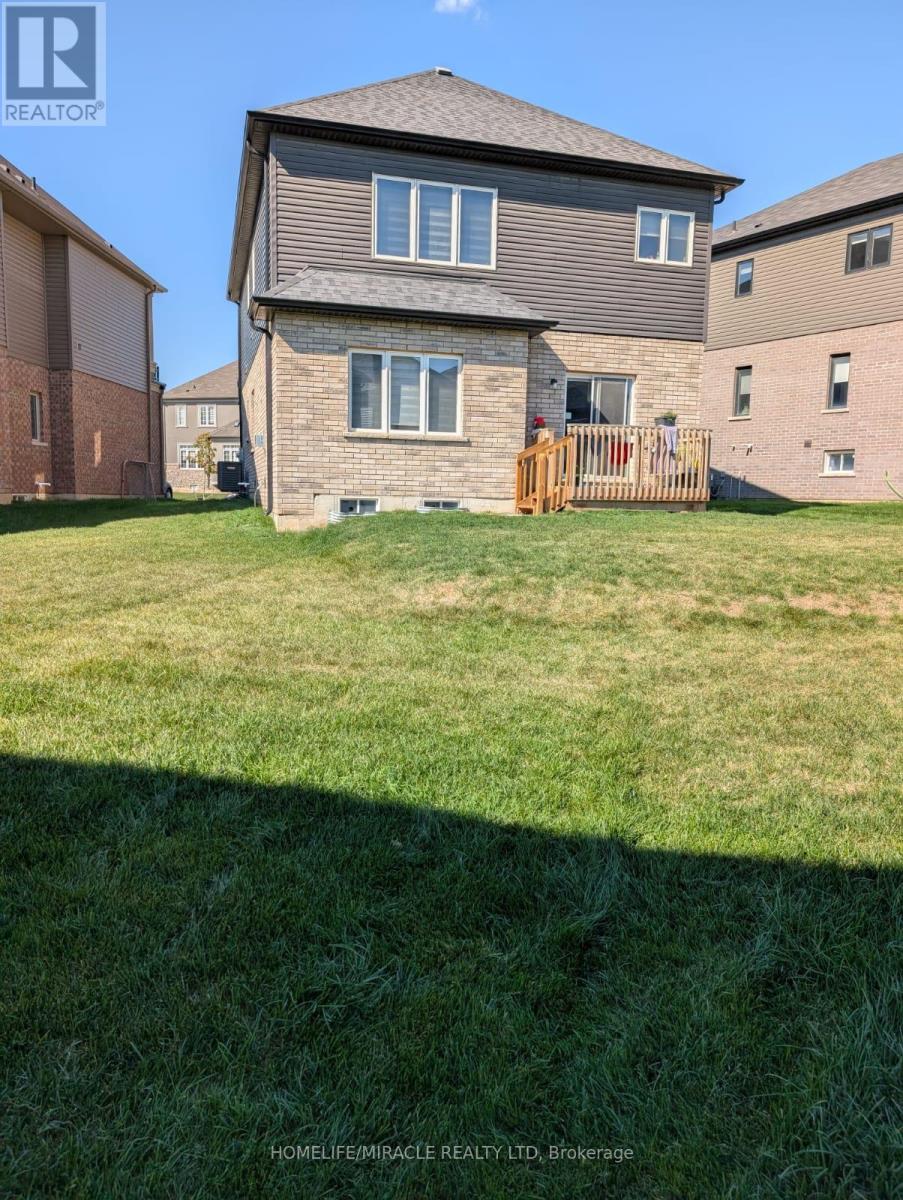 29 Jenner Drive, Brant, Ontario  N3L 0L2 - Photo 11 - X12521724