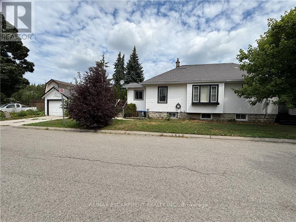 9 Grantham Avenue S, St. Catharines, Ontario  L2P 3B3 - Photo 7 - X12521774