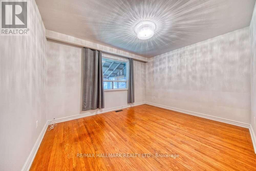 Main - 8 Brantwood Drive, Toronto, Ontario  M1H 2G6 - Photo 14 - E12521642