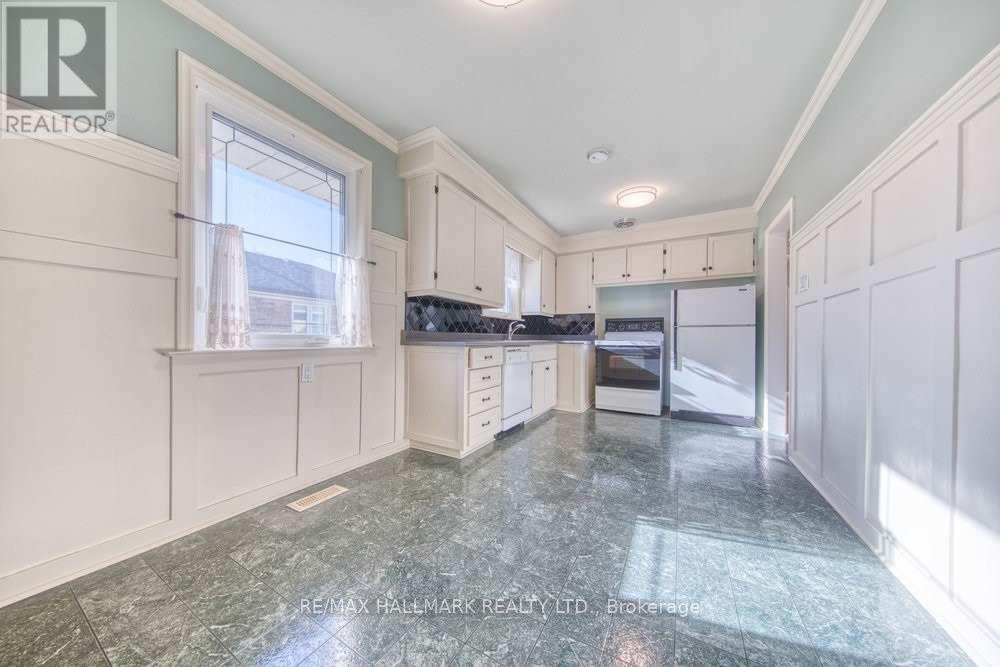 Main - 8 Brantwood Drive, Toronto, Ontario  M1H 2G6 - Photo 5 - E12521642