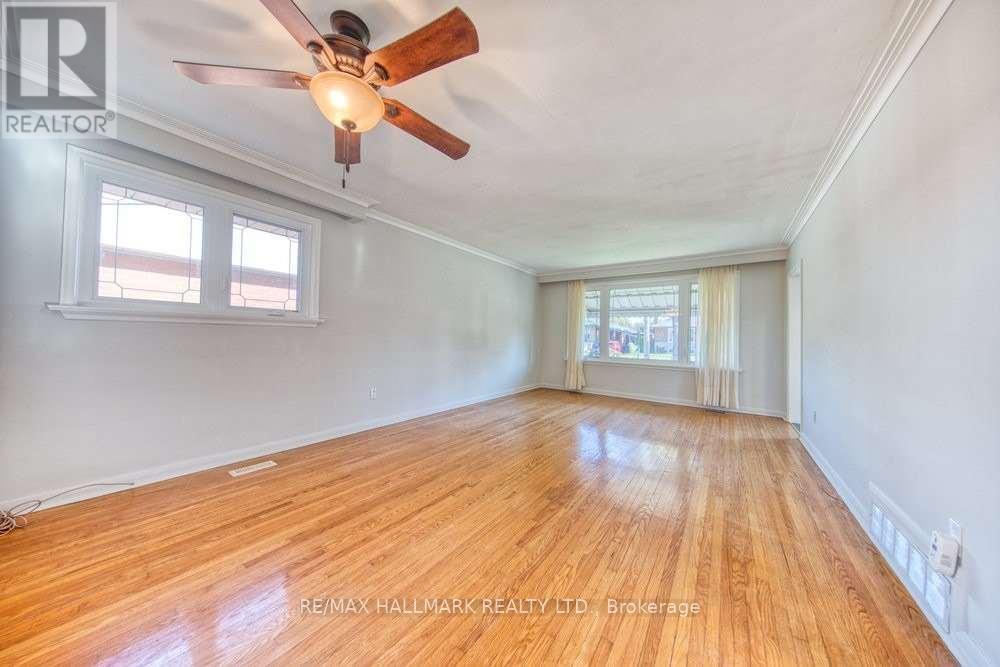 Main - 8 Brantwood Drive, Toronto, Ontario  M1H 2G6 - Photo 7 - E12521642