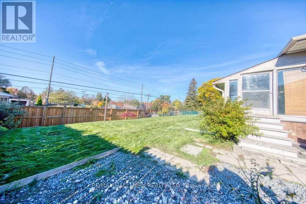 Main - 8 Brantwood Drive, Toronto, Ontario  M1H 2G6 - Photo 20 - E12521642