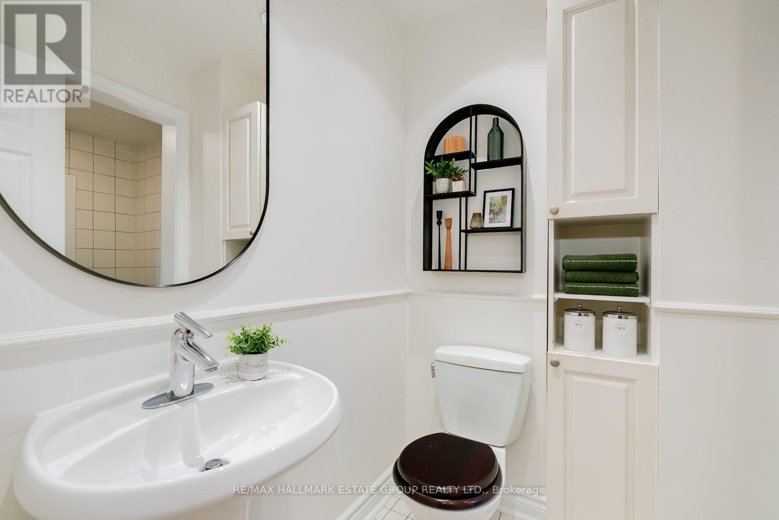 88 Dawes Road, Toronto, Ontario M4C 5B4 - Photo 16 - E12521314