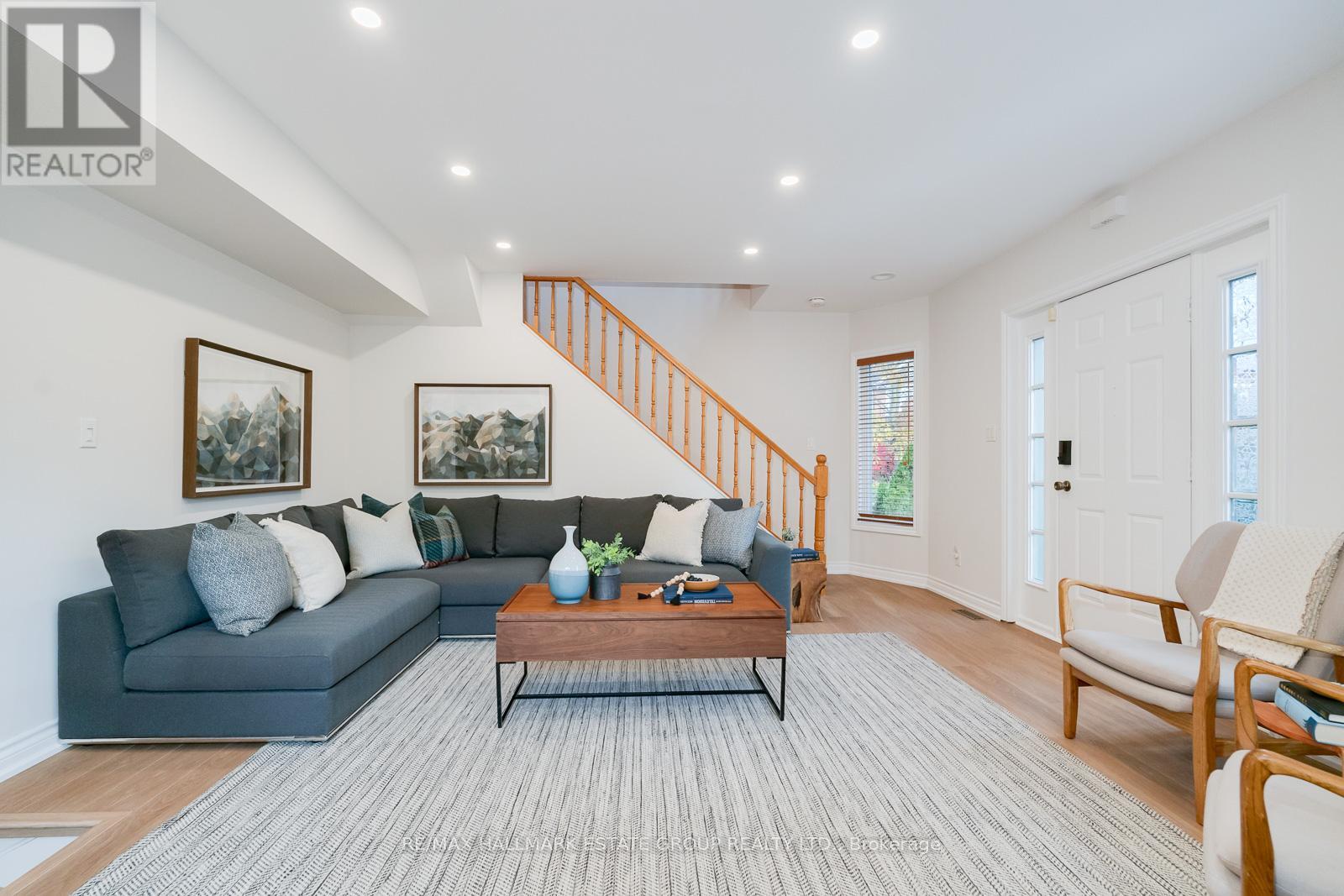 88 Dawes Road, Toronto, Ontario M4C 5B4 - Photo 8 - E12521314