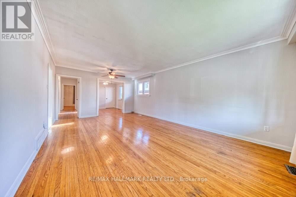 Main - 8 Brantwood Drive, Toronto, Ontario  M1H 2G6 - Photo 8 - E12521642