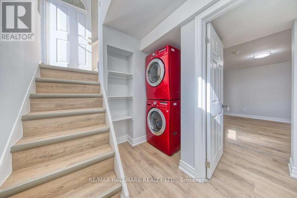 Main - 8 Brantwood Drive, Toronto, Ontario  M1H 2G6 - Photo 4 - E12521642