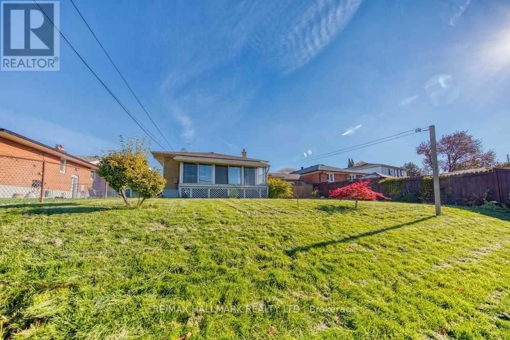 Main - 8 Brantwood Drive, Toronto, Ontario  M1H 2G6 - Photo 21 - E12521642