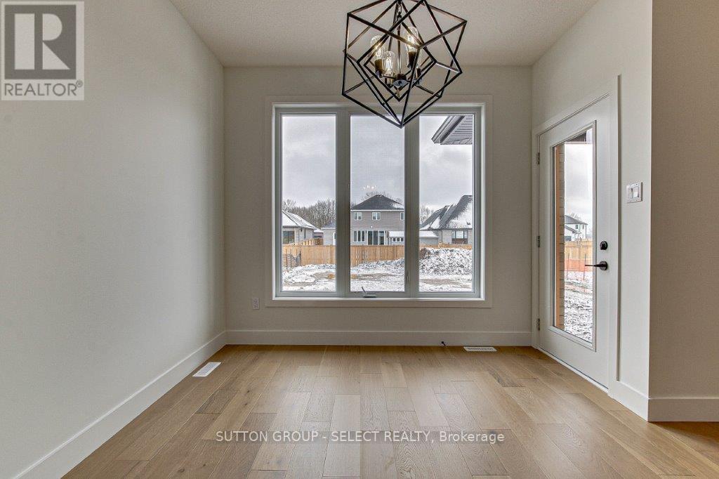 Photo 17 of 31 for 148 Foxborough Place