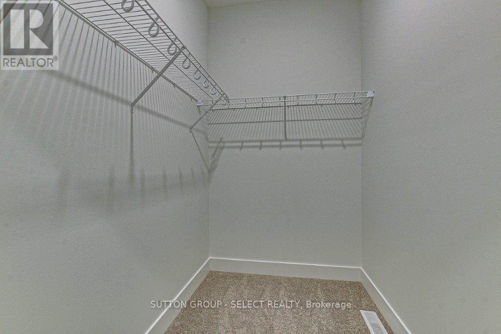 Photo 25 of 31 for 148 Foxborough Place