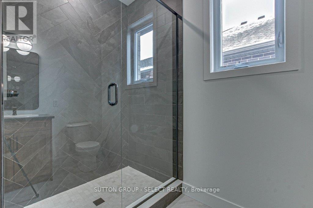 Photo 27 of 31 for 148 Foxborough Place