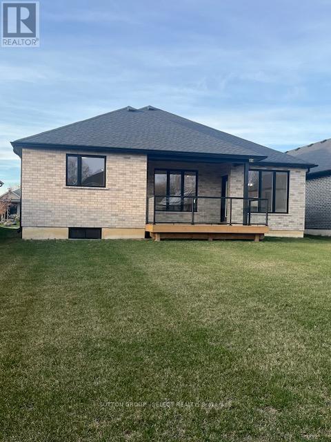 Photo 4 of 31 for 148 Foxborough Place