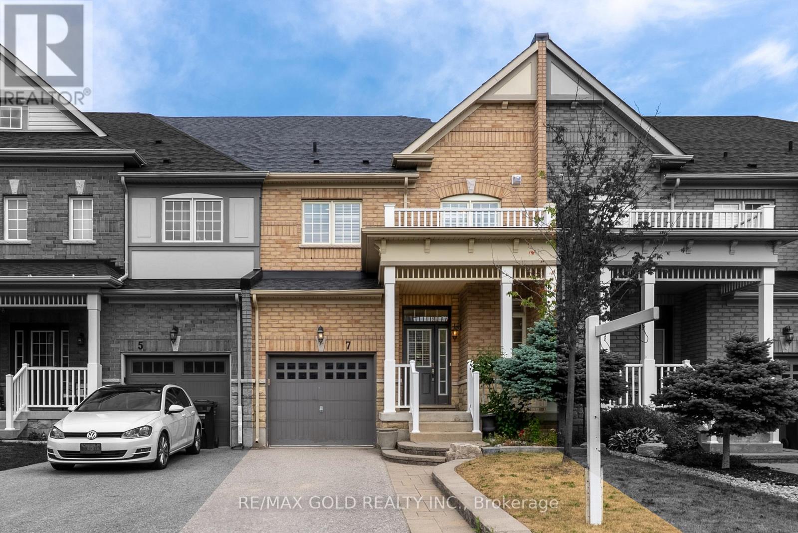 7 Mccardy Court, Caledon, Ontario  L7C 3X1 - Photo 2 - W12285873