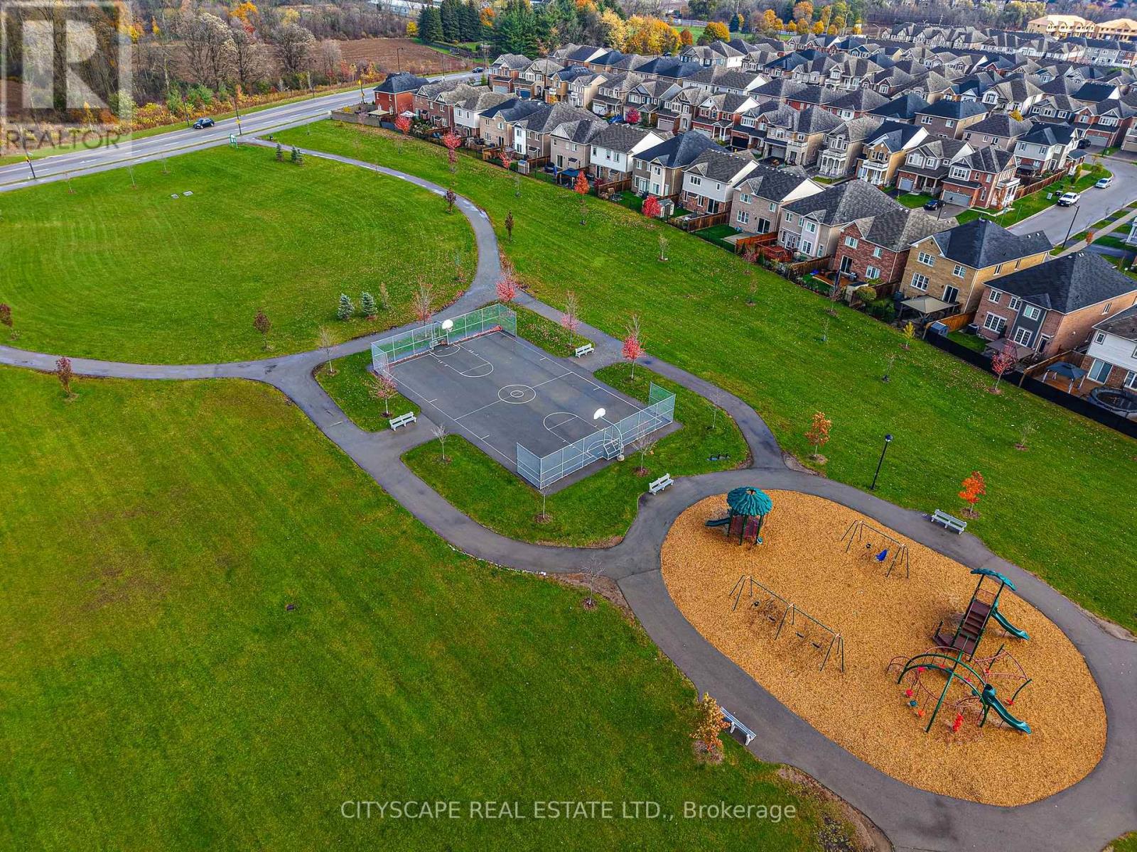 28 Celano Drive, Hamilton, Ontario  L8B 1V3 - Photo 49 - X12518322