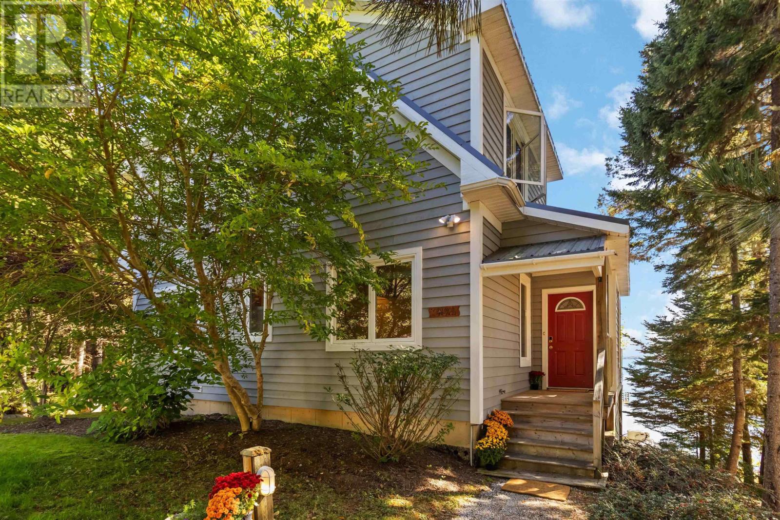 135 Borgalds Shore Drive, 135 Borgels Shore Drive, Chester Basin, Nova Scotia  B0J 1K0 - Photo 6 - 202525656