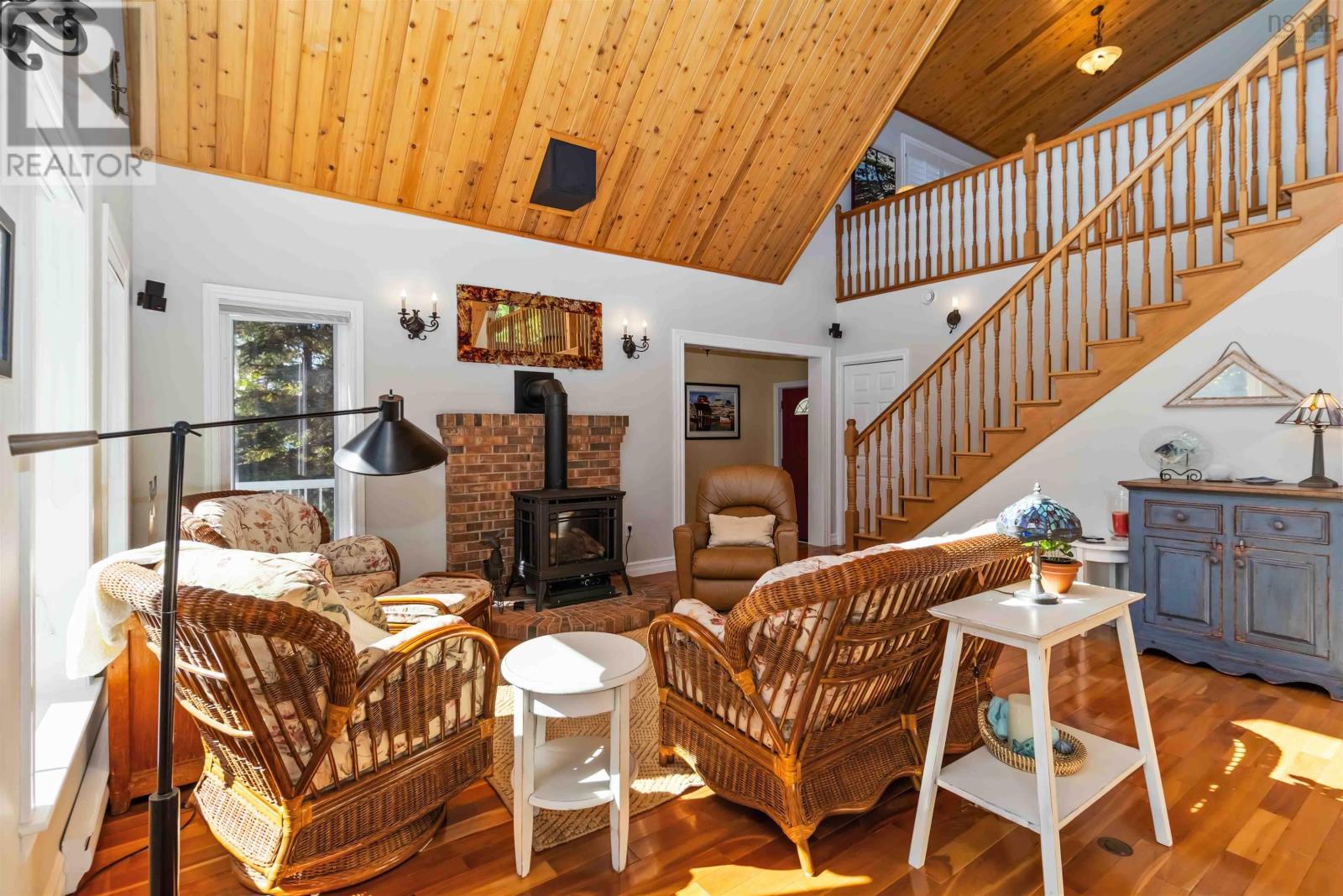 135 Borgalds Shore Drive, 135 Borgels Shore Drive, Chester Basin, Nova Scotia  B0J 1K0 - Photo 9 - 202525656