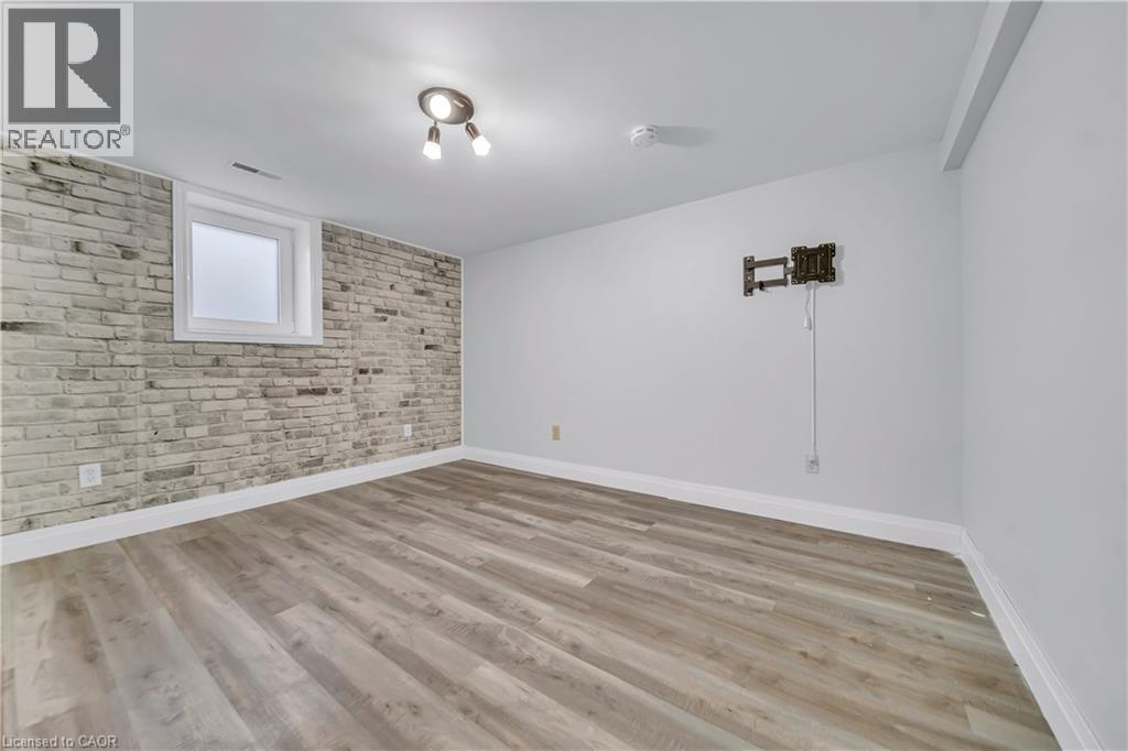 88 Glen Lake Crescent Unit# Basement, Kitchener, Ontario  N2N 1C5 - Photo 10 - 40785947