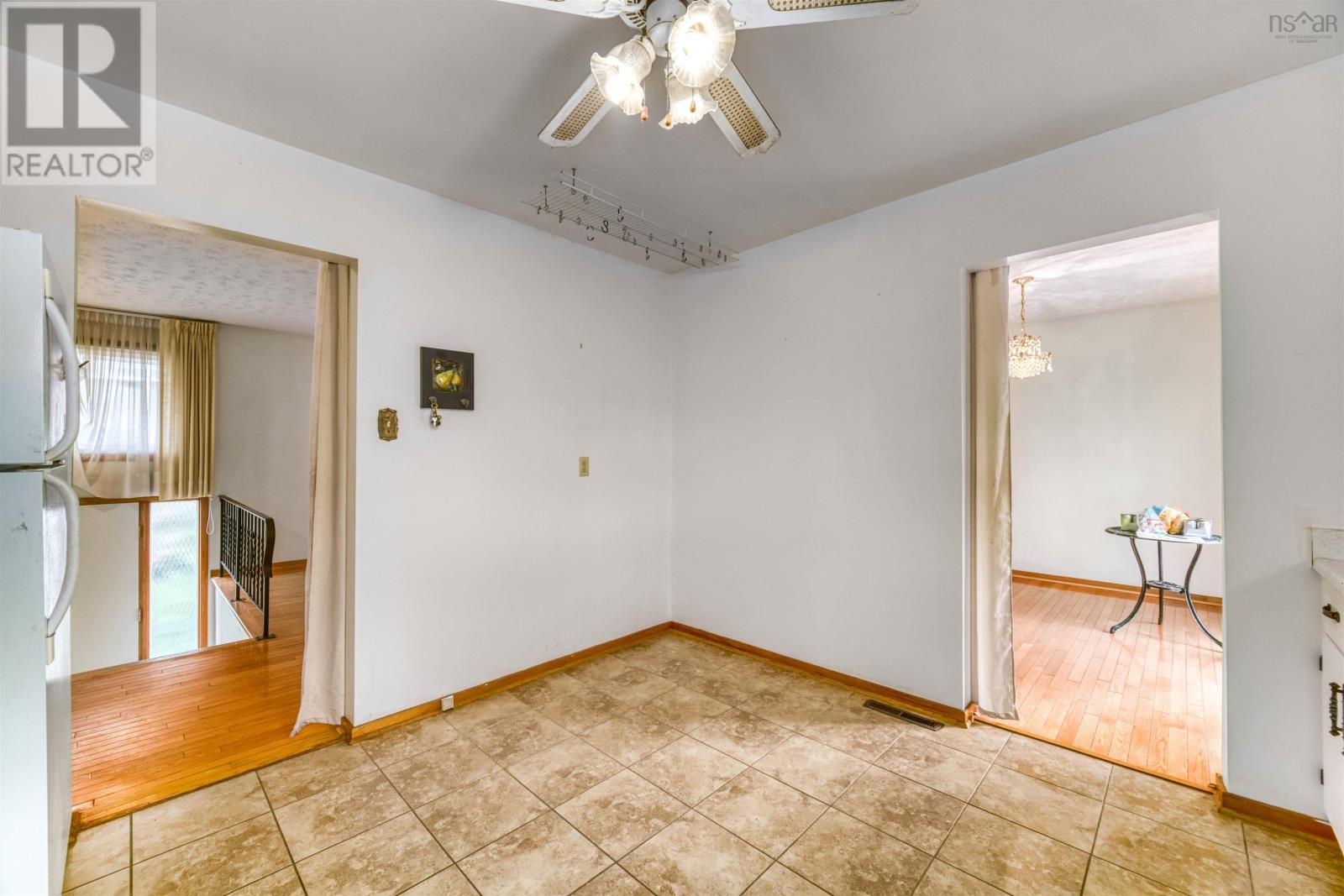 129 Regal Road, Dartmouth, Nova Scotia  B2W 4H7 - Photo 7 - 202527506