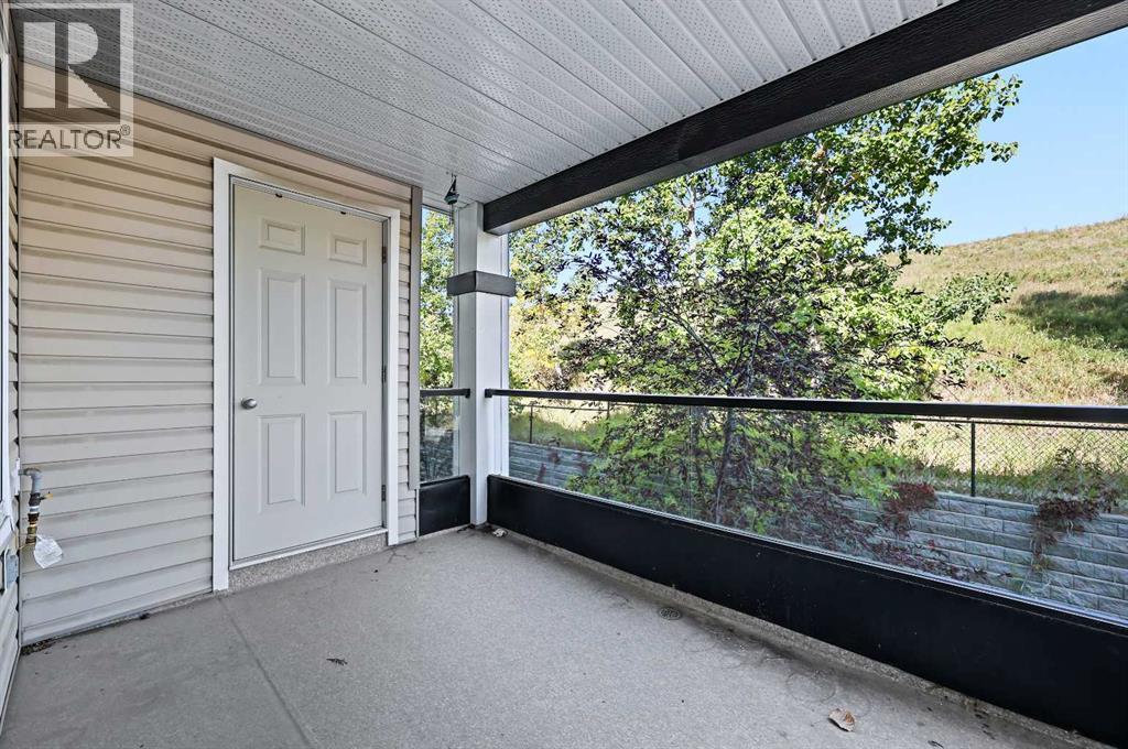212, 369 Rocky Vista Park Nw, Calgary, Alberta  T3G 5K7 - Photo 22 - A2267594