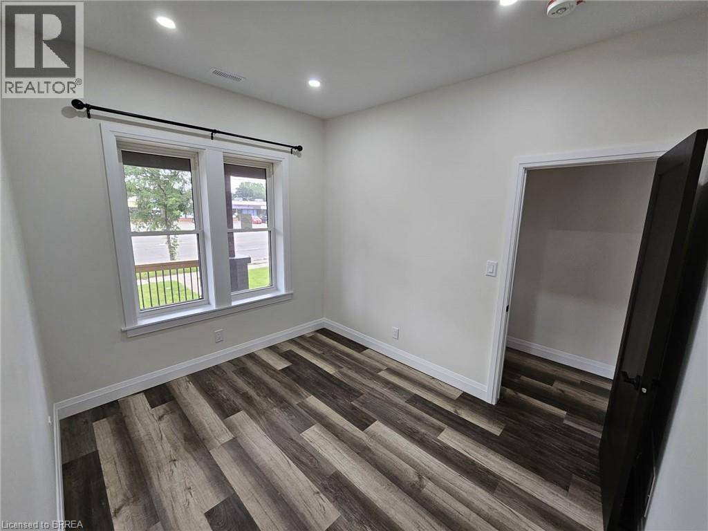 753 Colborne Street E Unit# Main, Brantford, Ontario  N3S 3S2 - Photo 8 - 40786256