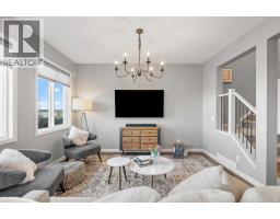 135 Evanscrest Way NW Evanston