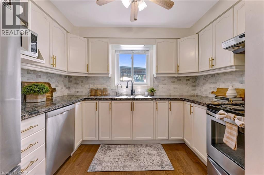 271 Newbury Drive, Kitchener, Ontario  N2N 3A3 - Photo 10 - 40770153