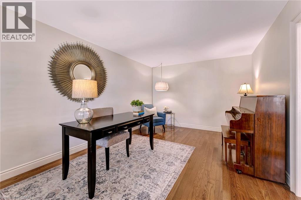 Property at 271 NEWBURY Drive image 5