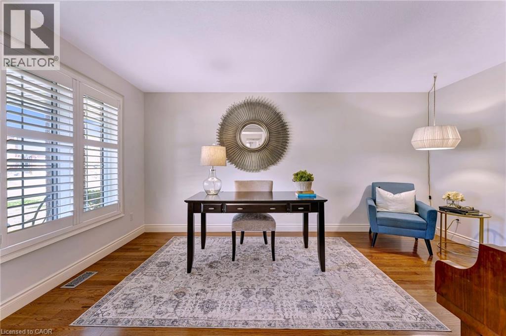 Property at 271 NEWBURY Drive image 4