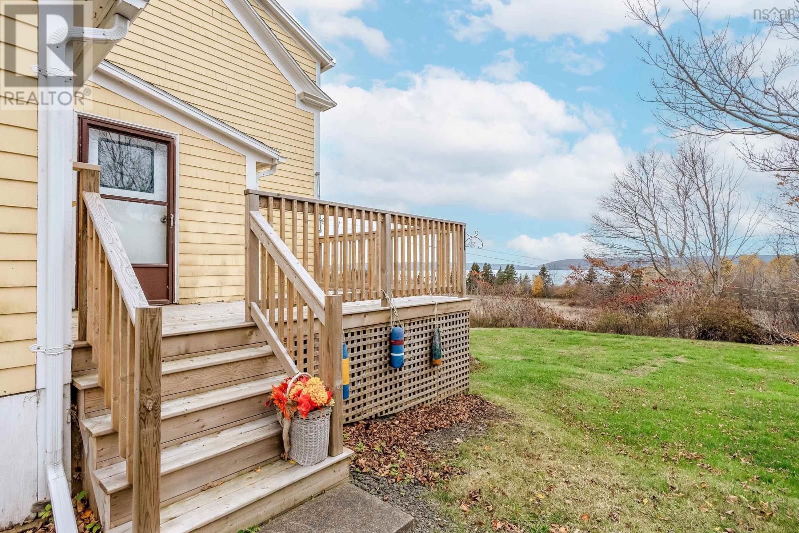 503 1 Highway, Deep Brook, Nova Scotia  B0S 1J0 - Photo 2 - 202527428