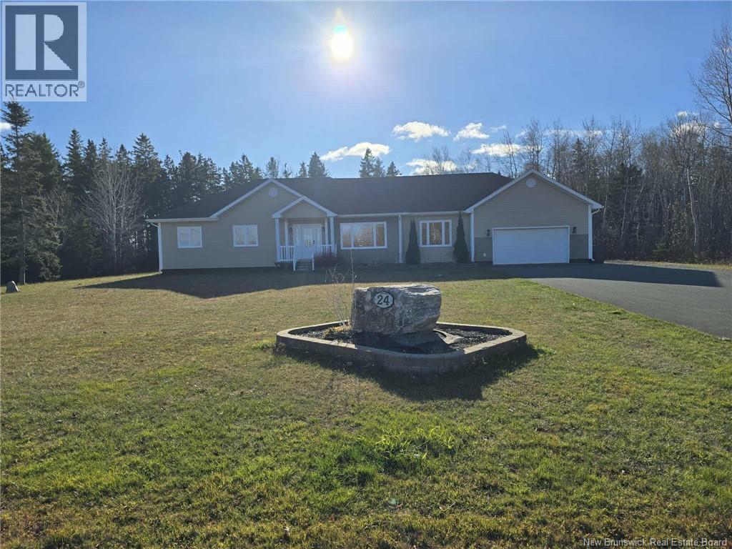 24 Frederic Street, Petit-Rocher, New Brunswick  E8J 1A3 - Photo 3 - NB129815