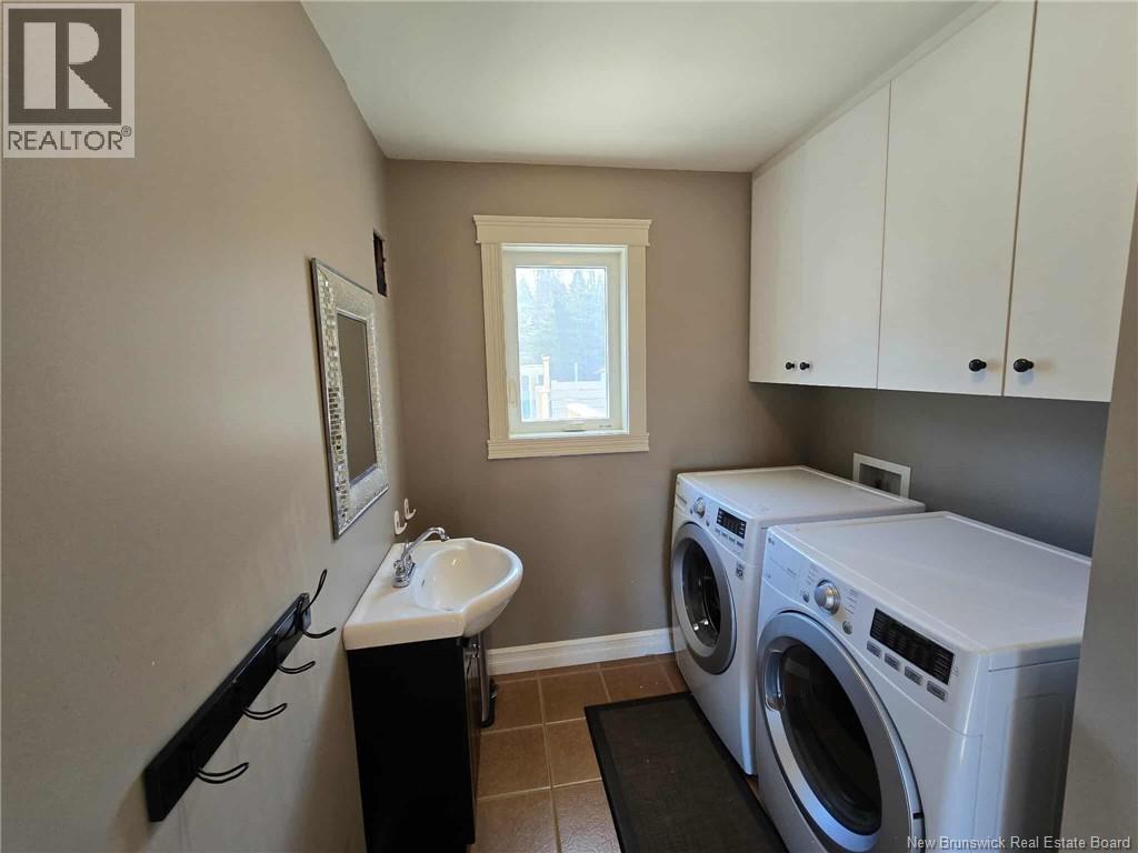 24 Frederic Street, Petit-Rocher, New Brunswick  E8J 1A3 - Photo 31 - NB129815