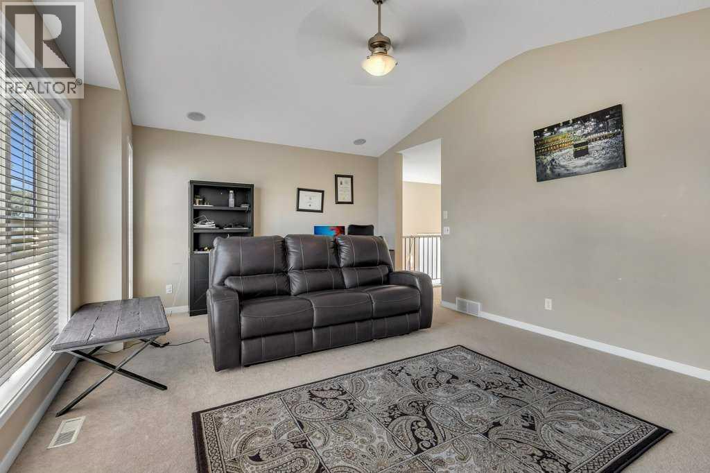 119 Valley Stream Circle Nw, Calgary, Alberta  T3B 5W2 - Photo 33 - A2259449