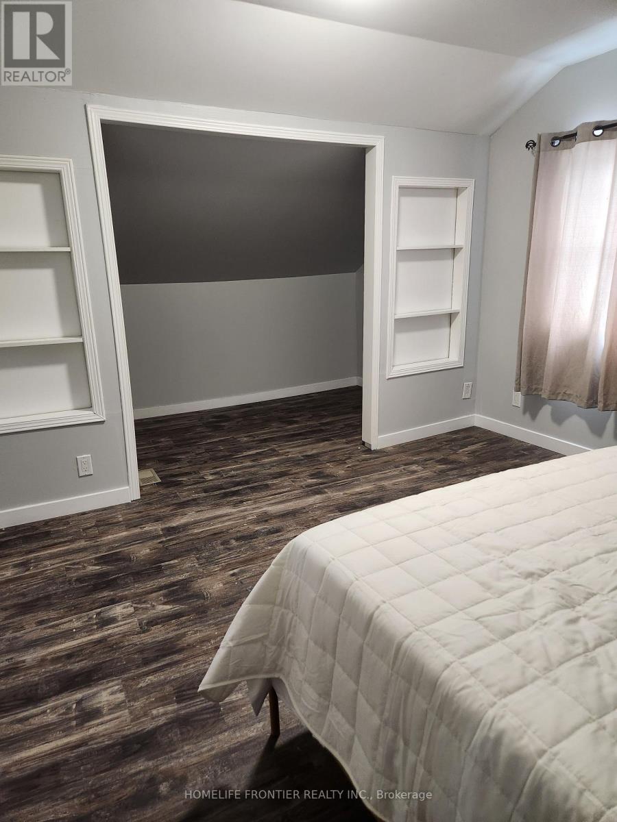 27 Beech Street, Ajax, Ontario  L1S 1W2 - Photo 4 - E12514920