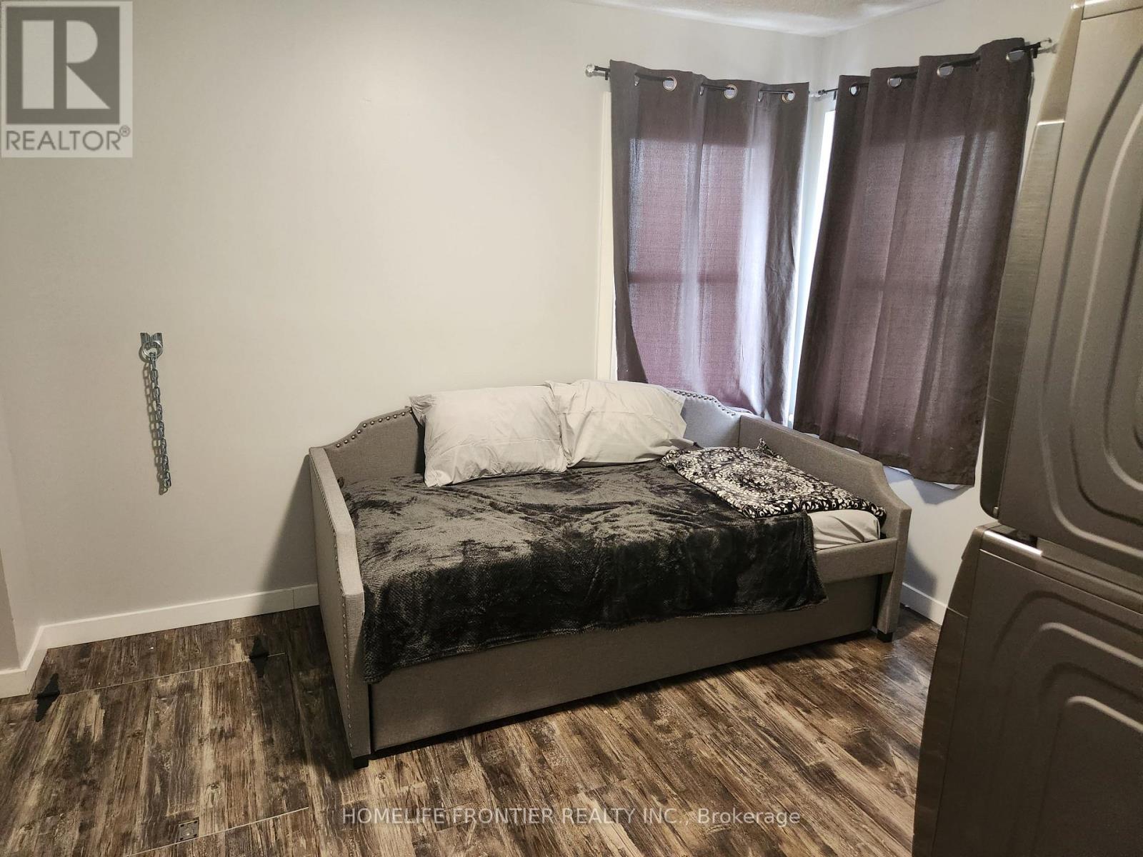 27 Beech Street, Ajax, Ontario  L1S 1W2 - Photo 7 - E12514920