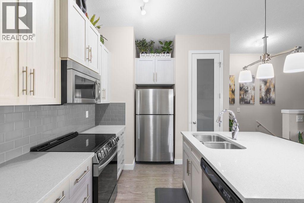 1426, 2461 Baysprings Link Sw, Airdrie, Alberta  T4B 4C6 - Photo 14 - A2264048