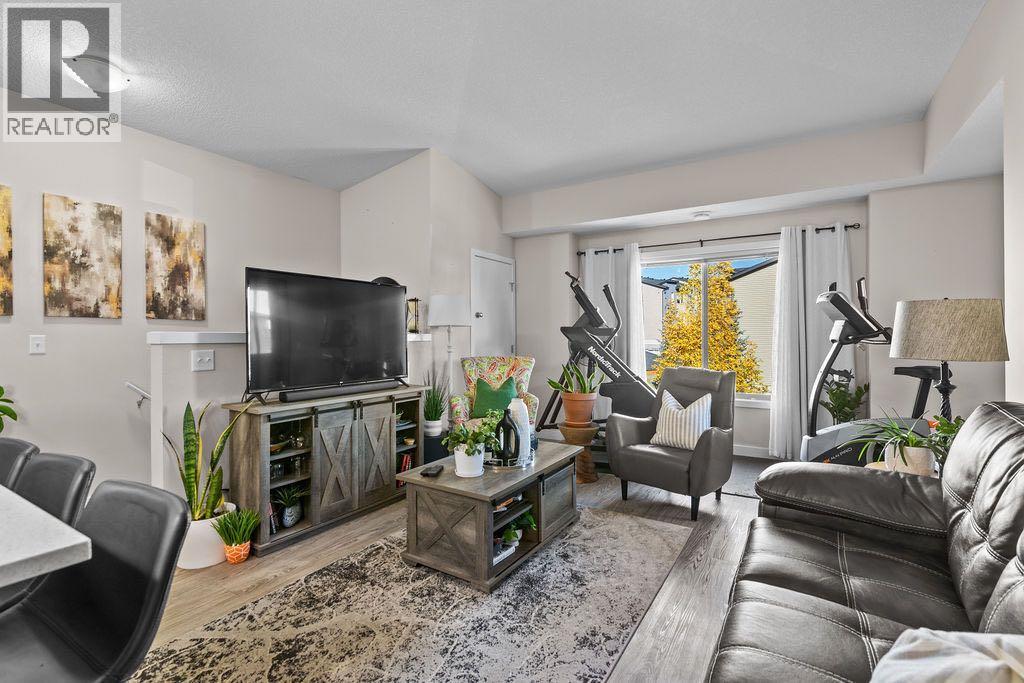 1426, 2461 Baysprings Link Sw, Airdrie, Alberta  T4B 4C6 - Photo 5 - A2264048