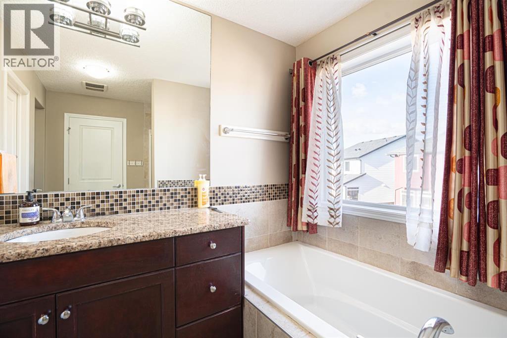 269 Skyview Shores Manor Ne, Calgary, Alberta  T3N 0H8 - Photo 27 - A2268068